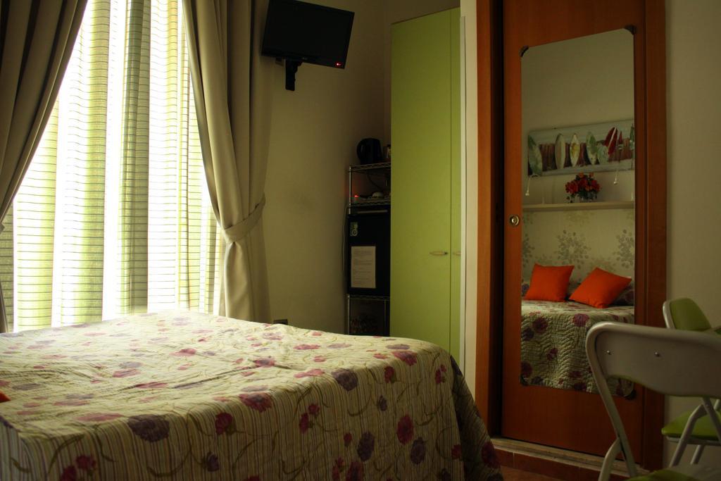 B&B Napoli Plebiscito Rom bilde